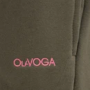 Komplet damski OLAVOGA ELISTA 2026 khaki - maWer Fashion
