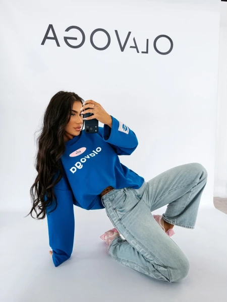 Bluza damska OLAVOGA URBAN ROYAL 2026 ciemny niebieski - maWer Fashion