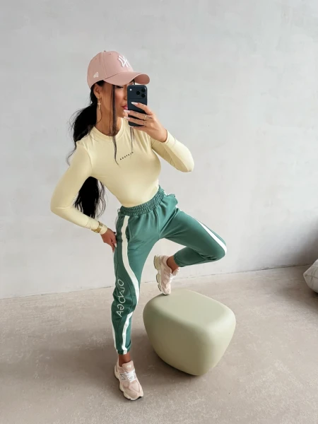 Spodnie damskie OLAVOGA FIKOR 2026 zielone - maWer Fashion