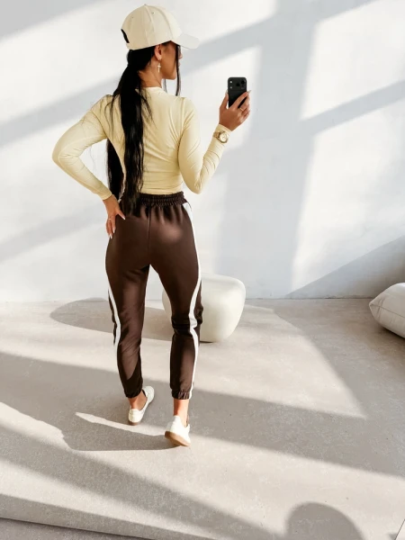 Spodnie damskie OLAVOGA FIKOR 2026 brąz - maWer Fashion