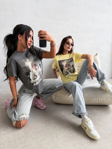 T-shirt damski OLAVOGA EARNED 2026 żółty - maWer Fashion