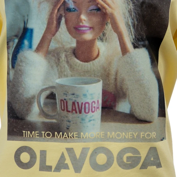 T-shirt damski OLAVOGA EARNED 2026 żółty - maWer Fashion