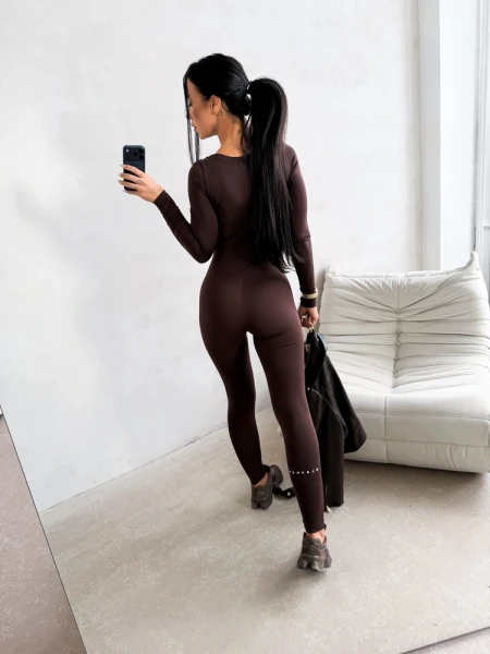 Kombinezon damski OLAVOGA ICONA 2026 brązowy - maWer Fashion