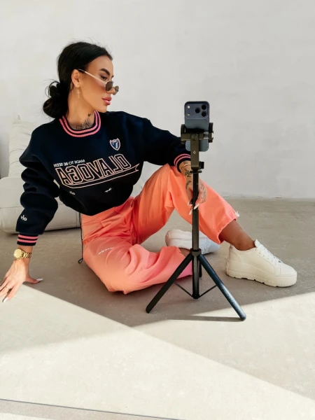 Bluza damska OLAVOGA VESA 2026 granatowa - maWer Fashion
