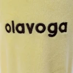 Komplet damski OLAVOGA SELIRA 2026 żółty - maWer Fashion