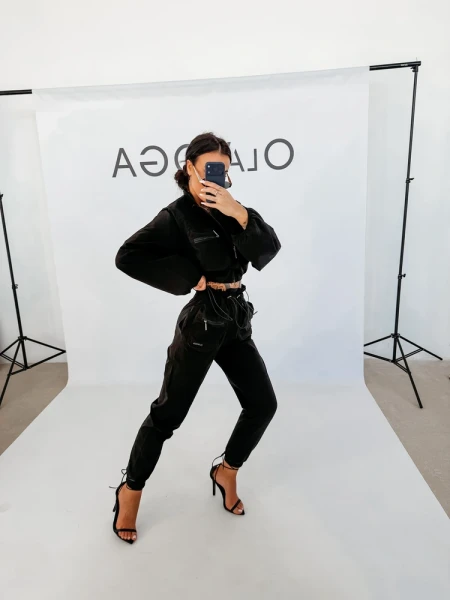 Komplet damski OLAVOGA WOELE 2026 czarny - maWer Fashion