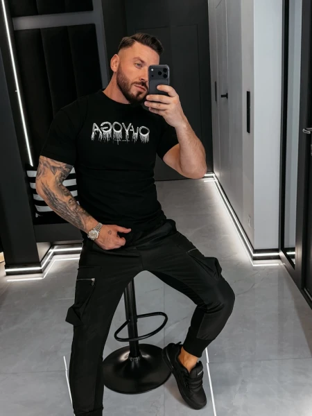 T-shirt męski OLAVOGA CUON 2026 czarny - maWer Fashion