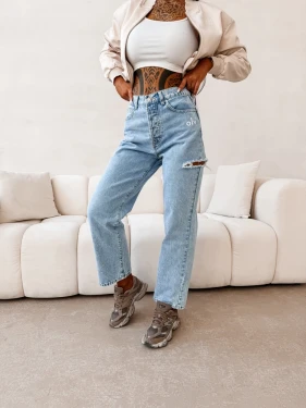 Spodnie damskie jeansy OLAVOGA FININ 2026 niebieskie