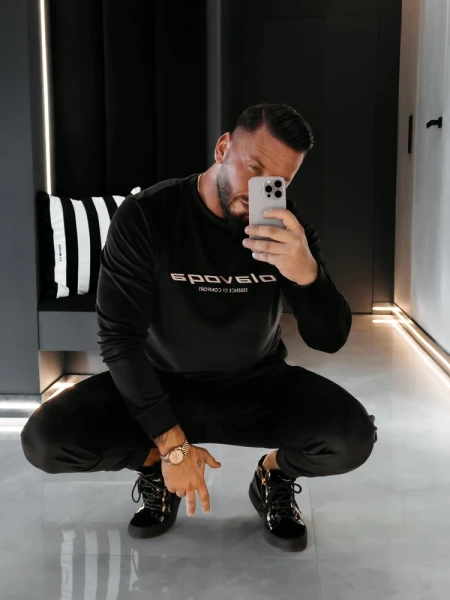 Welurowy komplet męski OLAVOGA SKIP 2026 czarny - maWer Fashion