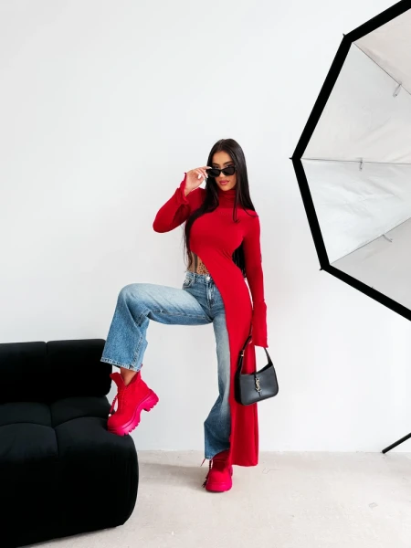 Bluzka damska OLAVOGA DUSK 2026 czerwień - maWer Fashion