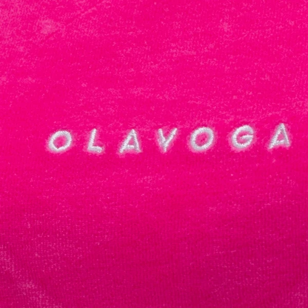 Welurowy komplet damski OLAVOGA NOELLE 2026 fuksja - maWer Fashion