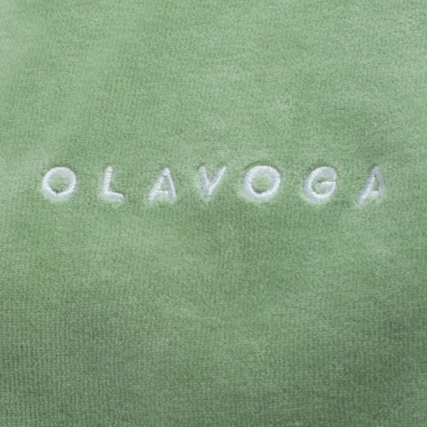Welurowy komplet damski OLAVOGA NOELLE 2026 matcha - maWer Fashion