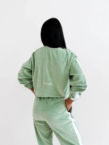 Welurowy komplet damski OLAVOGA NOELLE 2026 matcha - maWer Fashion