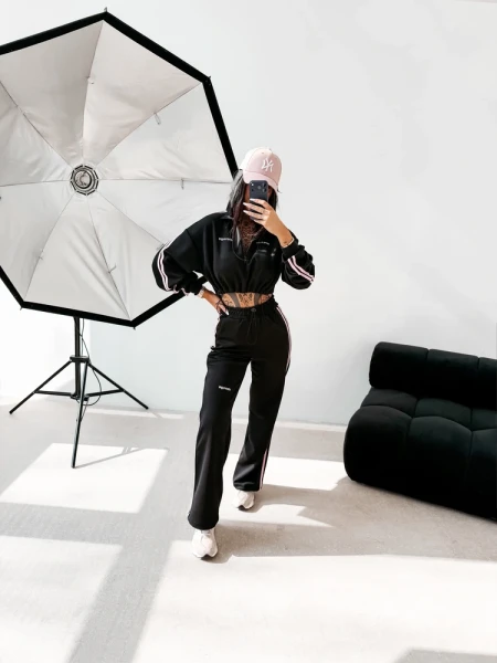 Komplet damski OLAVOGA FINE FORM 2026 czarny - maWer Fashion
