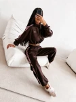 Komplet damski OLAVOGA FINE FORM 2026 brąz - maWer Fashion