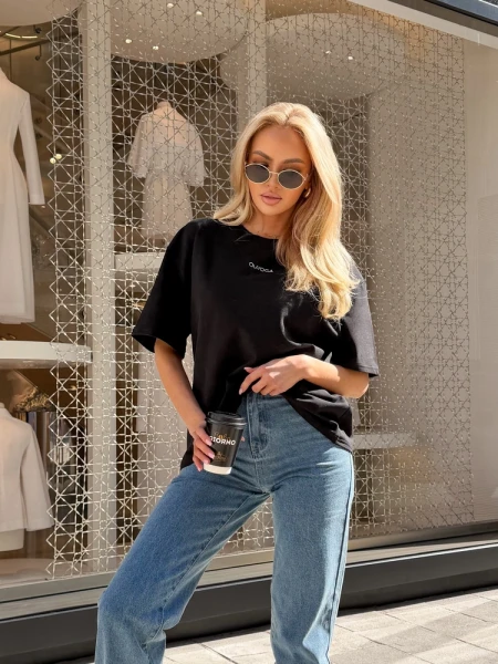 T-shirt damski OLAVOGA SOREYA 2026 czarna - maWer Fashion