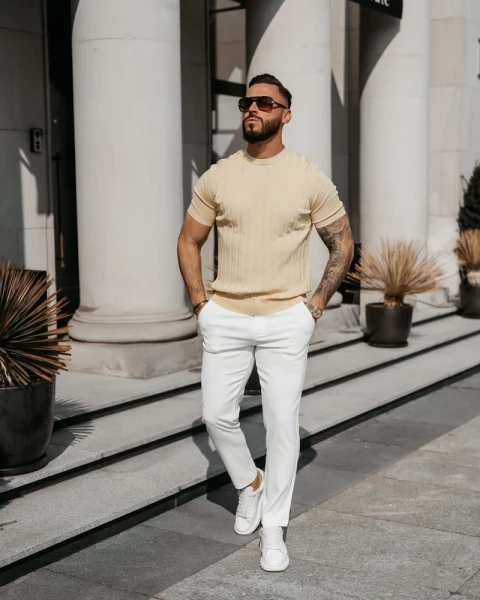 T-shirt męski OLAVOGA XAE 2026 beżowy - maWer Fashion