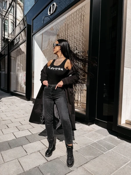 Płaszcz damski OLAVOGA ZYRO 2026 czarny - maWer Fashion