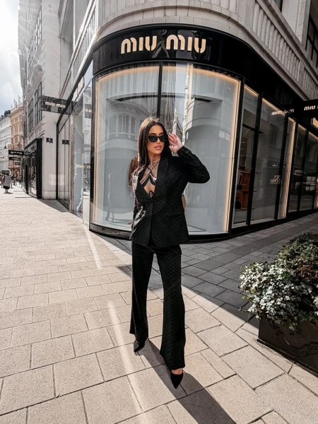 Komplet damski OLAVOGA TRACY 2026 czarny - maWer Fashion