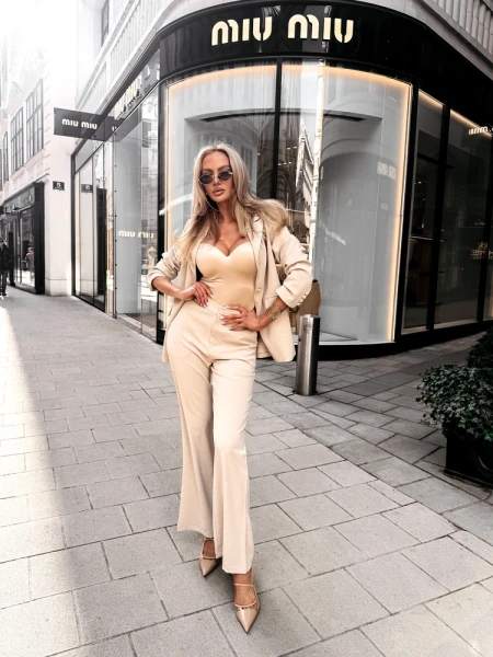 Komplet damski OLAVOGA TRACY 2026 beż - maWer Fashion