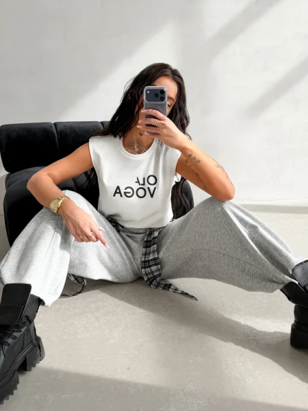 Top damski OLAVOGA RAYKIING 2026 ecru - maWer Fashion