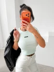 T-shirt damski OLAVOGA MOVENA 2026 mięta - maWer Fashion