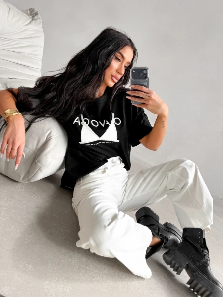 T-shirt damski OLAVOGA BRAFITTI 2026 czarny - maWer Fashion