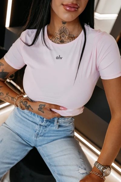 T-shirt damski OLAVOGA BASTU 2026 różowy - maWer Fashion