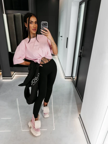 T-shirt damski OLAVOGA ENORAI 2026 róż - maWer Fashion