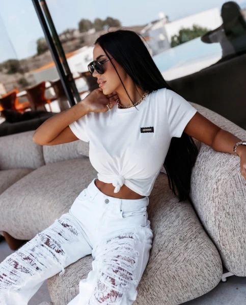 T-shirt damski OLAVOGA ALEXA 2026 ecru - maWer Fashion
