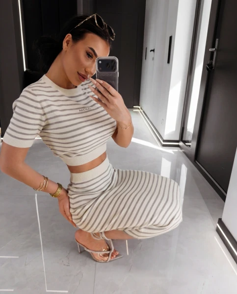 Komplet damski OLAVOGA SATINA 2026 szary - maWer Fashion