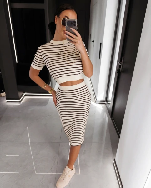 Komplet damski OLAVOGA SATINA 2026 brąz - maWer Fashion
