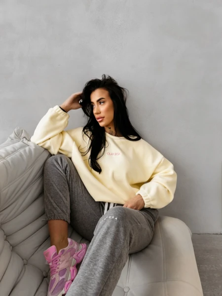 Bluza damska OLAVOGA ELENA 2026 żółta- maWer Fashion