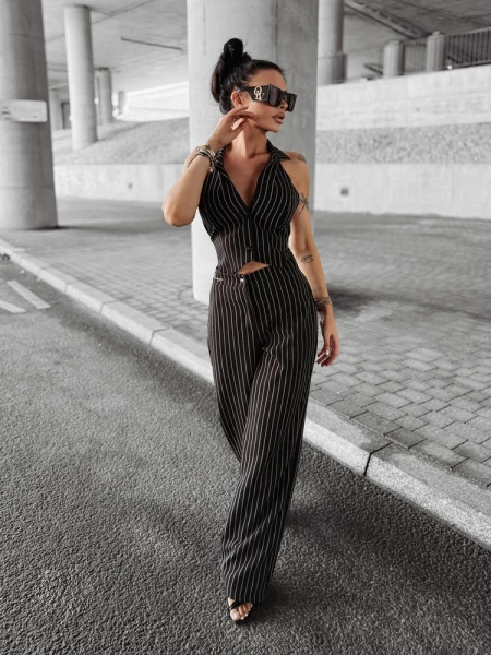 Komplet damski OLAVOGA NICE 2025 czarny w paski - maWer Fashion