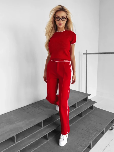 Top damski OLAVOGA KEMO 2026 czerwony - maWer Fashion