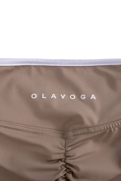 Komplet damski OLAVOGA VELUNE 2026 latte - maWer Fashion