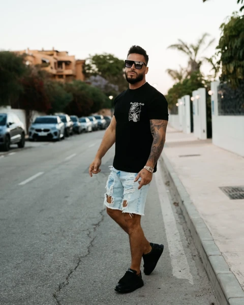 T-shirt męski OLAVOGA LUXVEENCE 2026 czarny - maWer Fashion