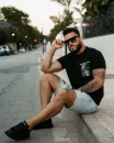 T-shirt męski OLAVOGA LUXVEENCE 2026 czarny - maWer Fashion