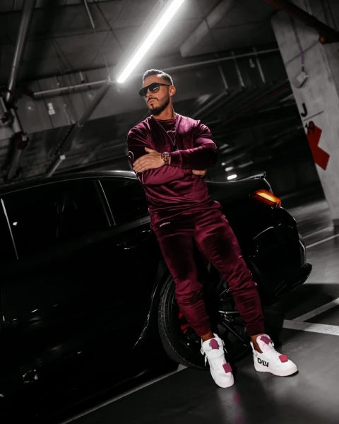 Welurowy komplet męski OLAVOGA VELVET ASH MEN 2025 - bordo - maWer  Fashion