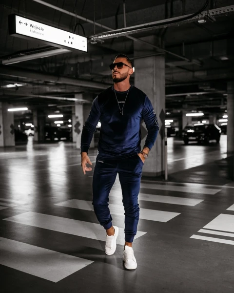 Welurowy komplet męski OLAVOGA VELVET ASH MEN 2025 - granatowy - maWer  Fashion