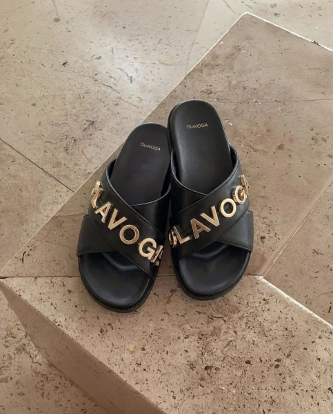 Klapki damskie OLAVOGA TILLY 2026 czarne - maWer Fashion