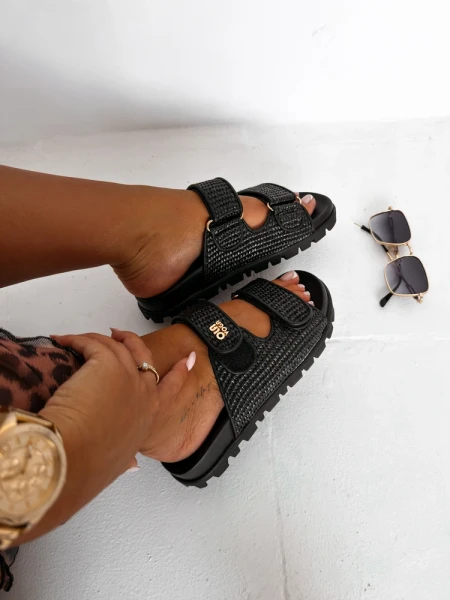 Klapki damskie OLAVOGA PAOLA 2026 czarne - maWer Fashion