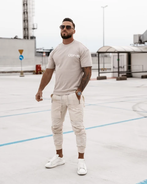 T-shirt męski OLAVOGA SCUPLT beż  – maWer Fashion