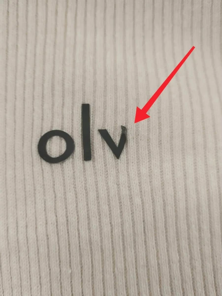 OUTLET Komplet damski OLAVOGA MALES 2026 jasny beż - produkt ze skazą