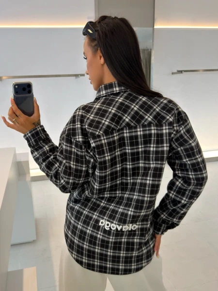 Kurtka damska OLAVOGA FIOLIE 2026 czarny ecru - maWer Fashion