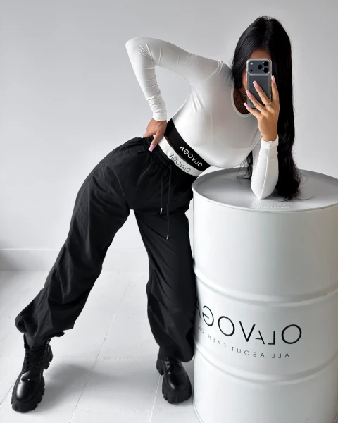Top damski OLAVOGA HOT 2026 ecru - mawershop