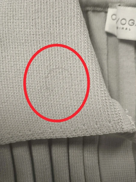 OUTLET Sweter damski OLAVOGA ANABEL jasnoszary - produkt ze skazą