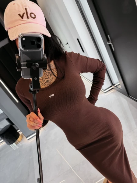 Sukienka OLAVOGA PISA 2026 brązowa - mawer Fashion