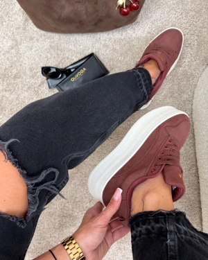 Buty damskie sneakersy OLAVOGA KASATO 2026 burgund