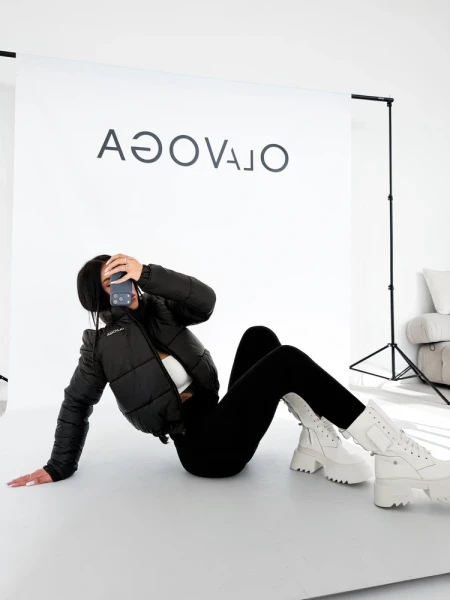 Kurtka damska OLAVOGA PUFFA 2026 czarna - maWer Fashion